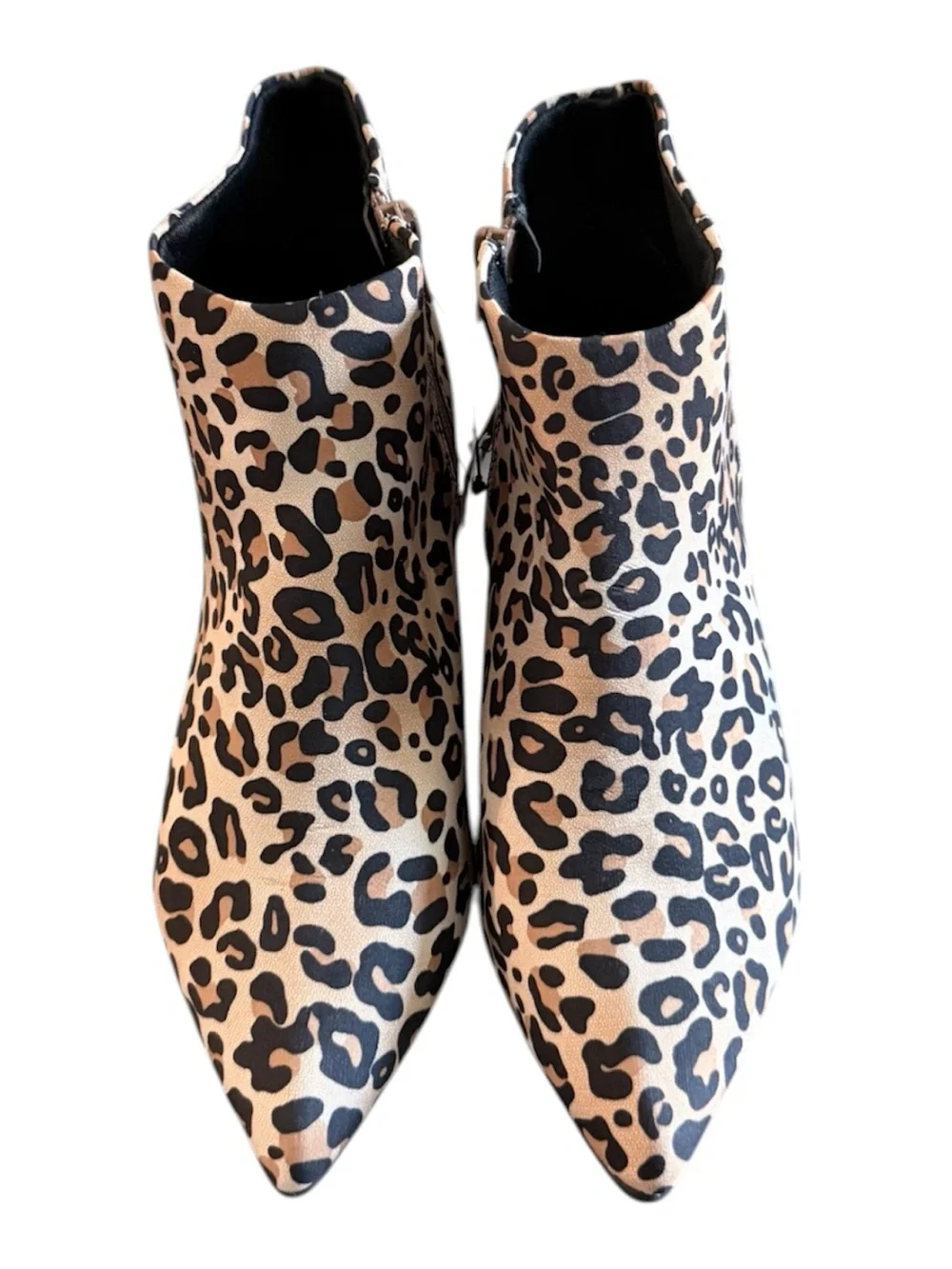 NWT JD Williams women’s 5 pointed-toe tan leopard boots with inside zippers